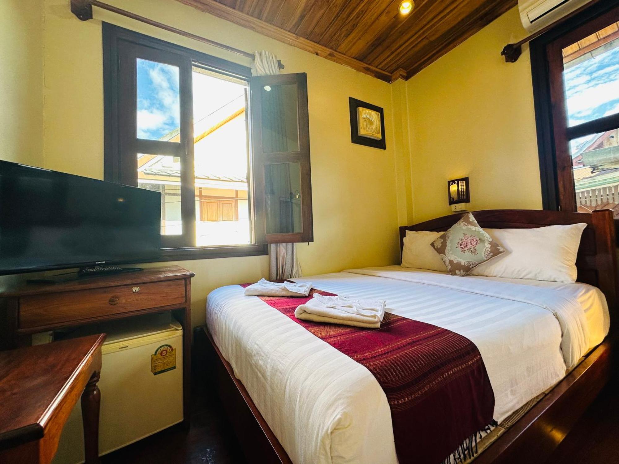 Anisa Mekong Riverside Villa Luang Prabang Luaran gambar