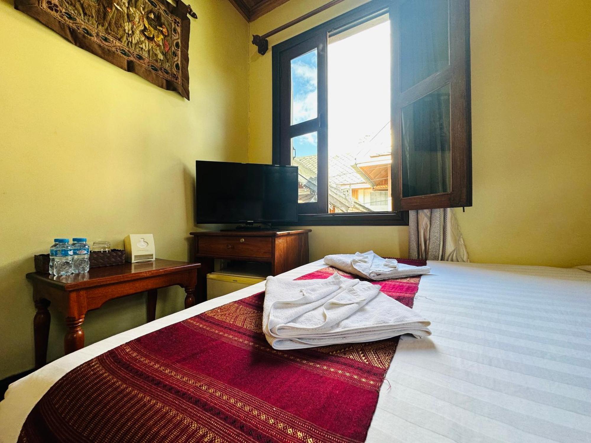 Anisa Mekong Riverside Villa Luang Prabang Luaran gambar