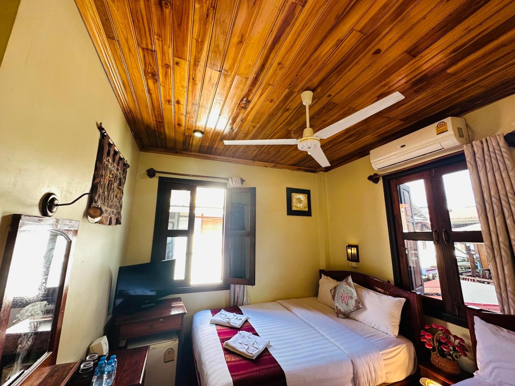 Anisa Mekong Riverside Villa Luang Prabang Luaran gambar