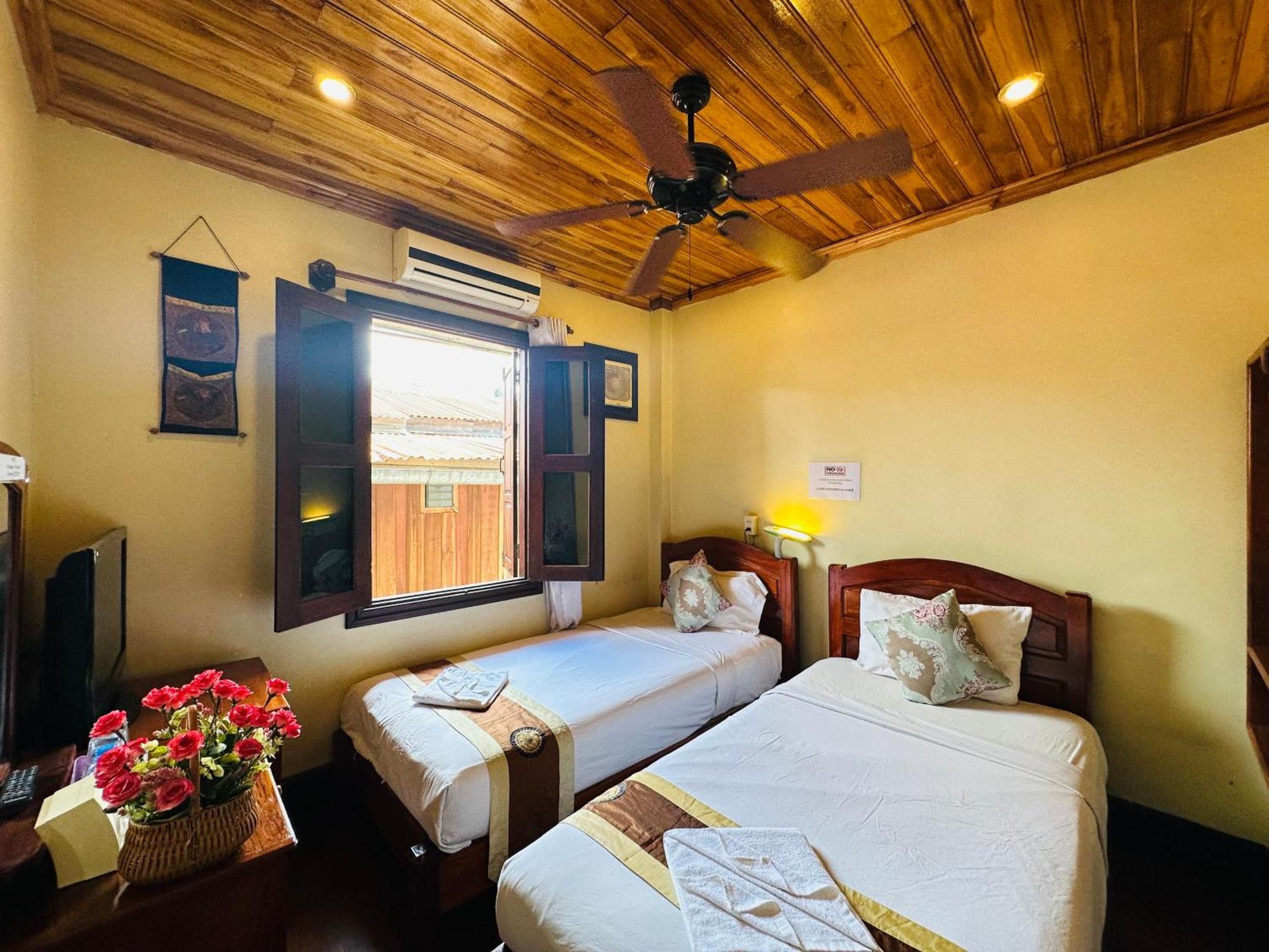 Anisa Mekong Riverside Villa Luang Prabang Luaran gambar