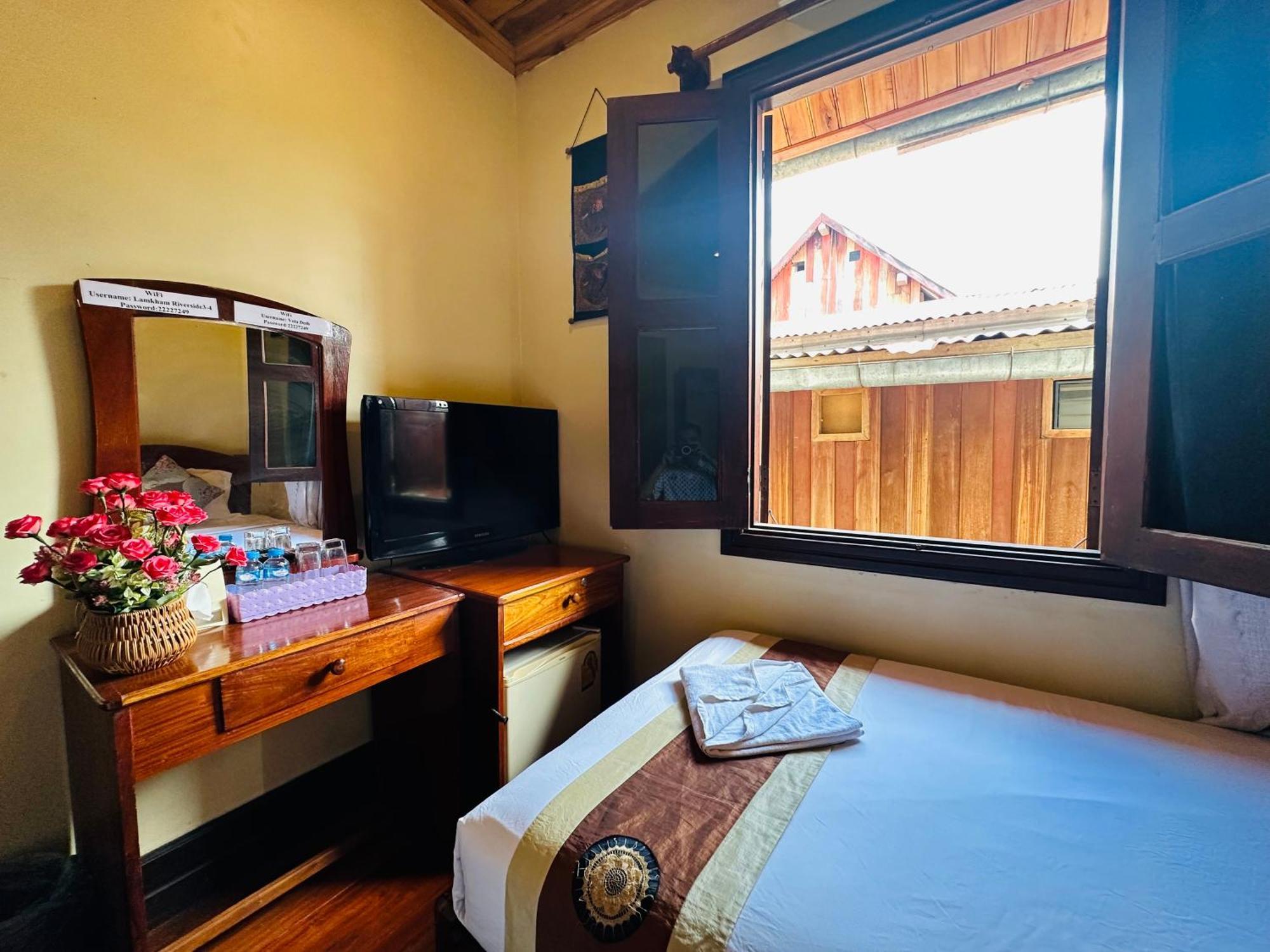 Anisa Mekong Riverside Villa Luang Prabang Luaran gambar