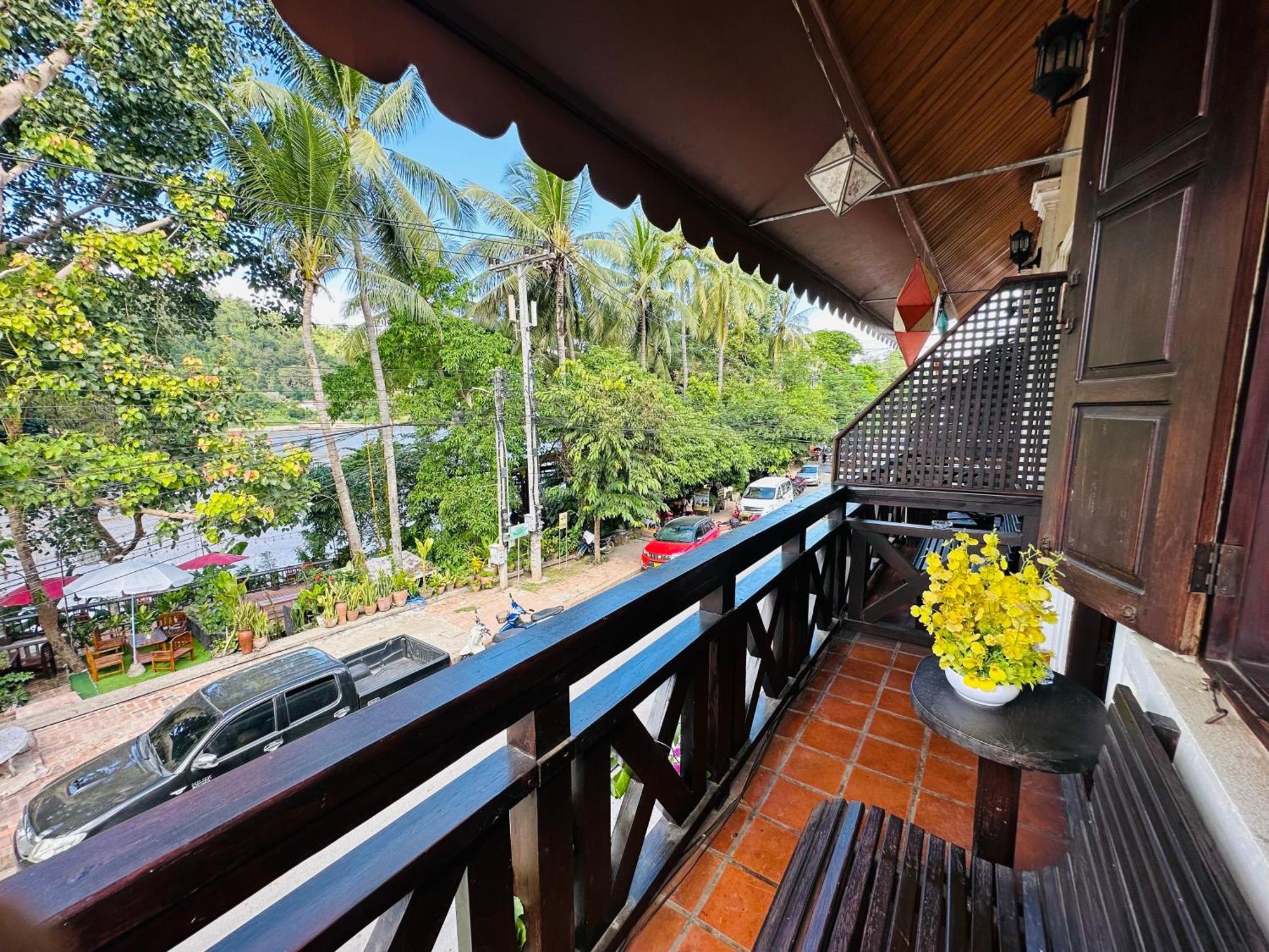 Anisa Mekong Riverside Villa Luang Prabang Luaran gambar