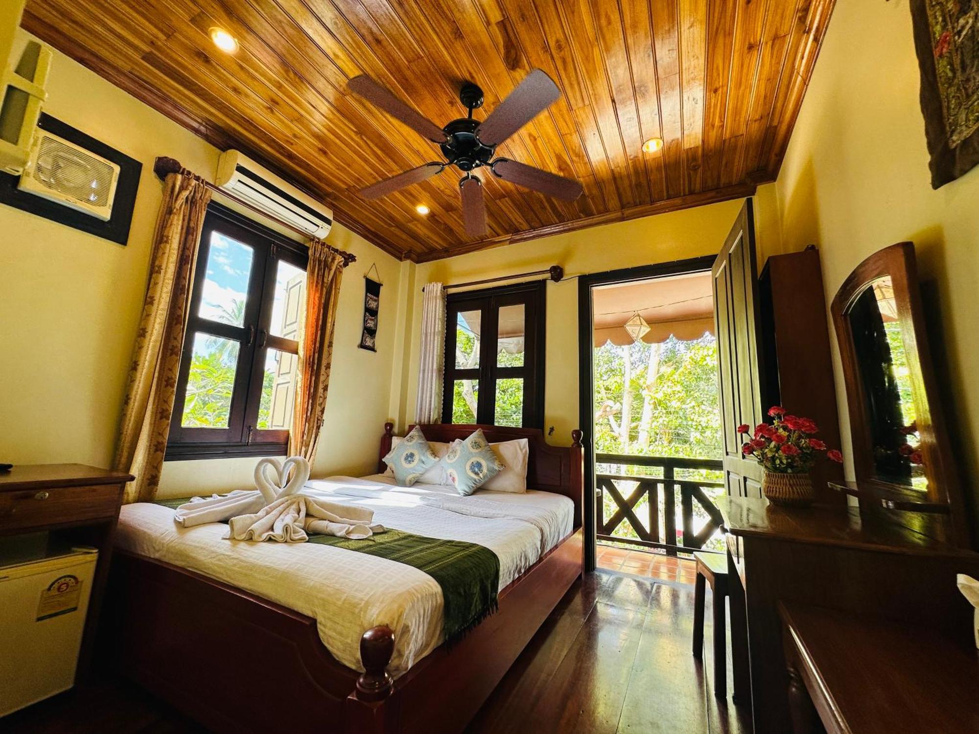 Anisa Mekong Riverside Villa Luang Prabang Luaran gambar