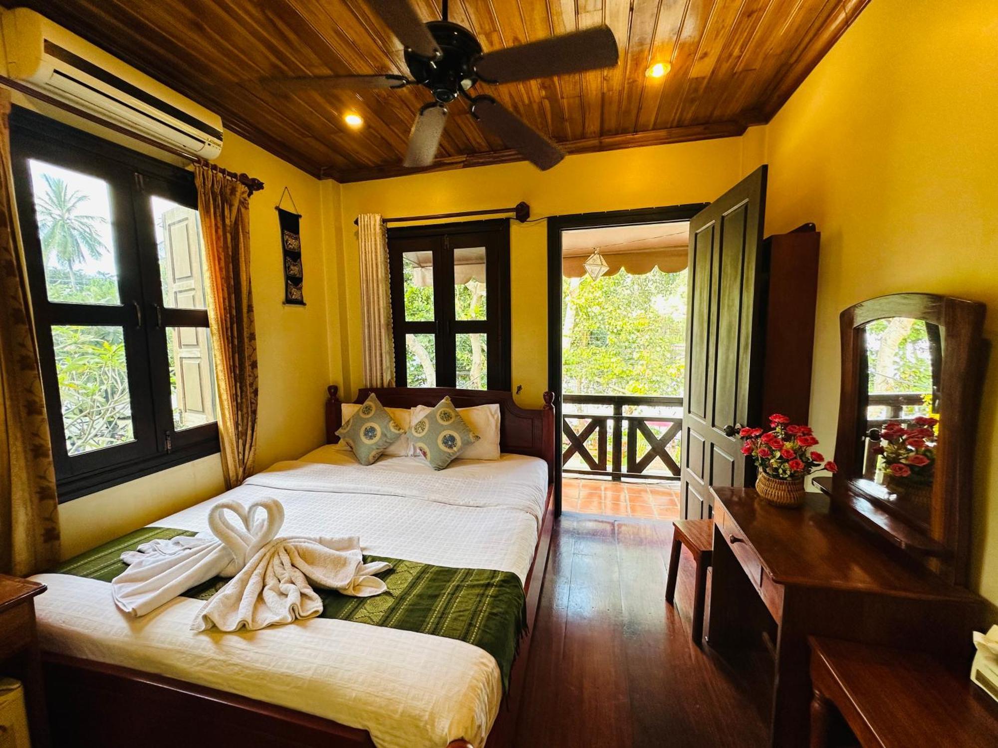 Anisa Mekong Riverside Villa Luang Prabang Luaran gambar
