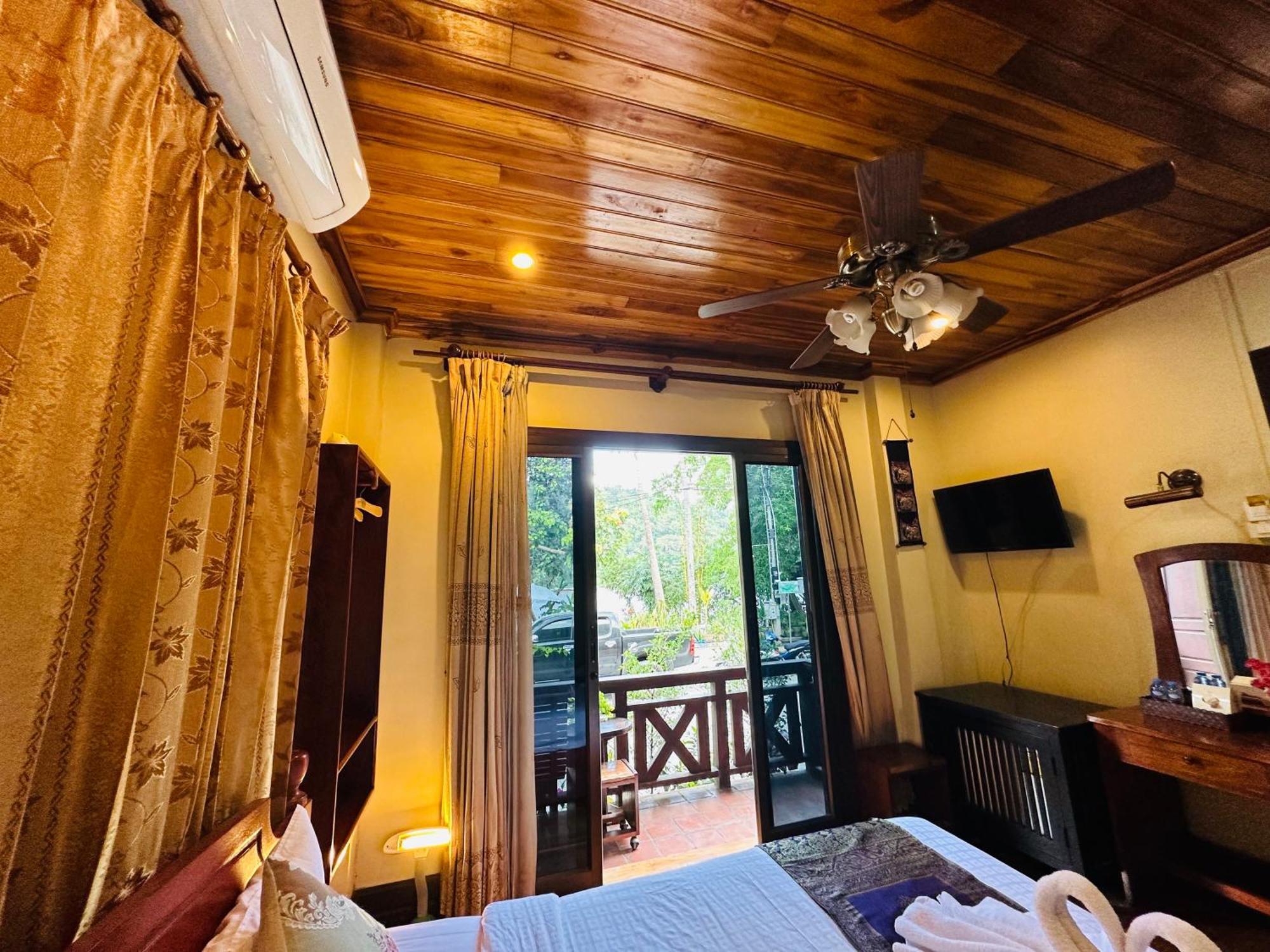 Anisa Mekong Riverside Villa Luang Prabang Luaran gambar