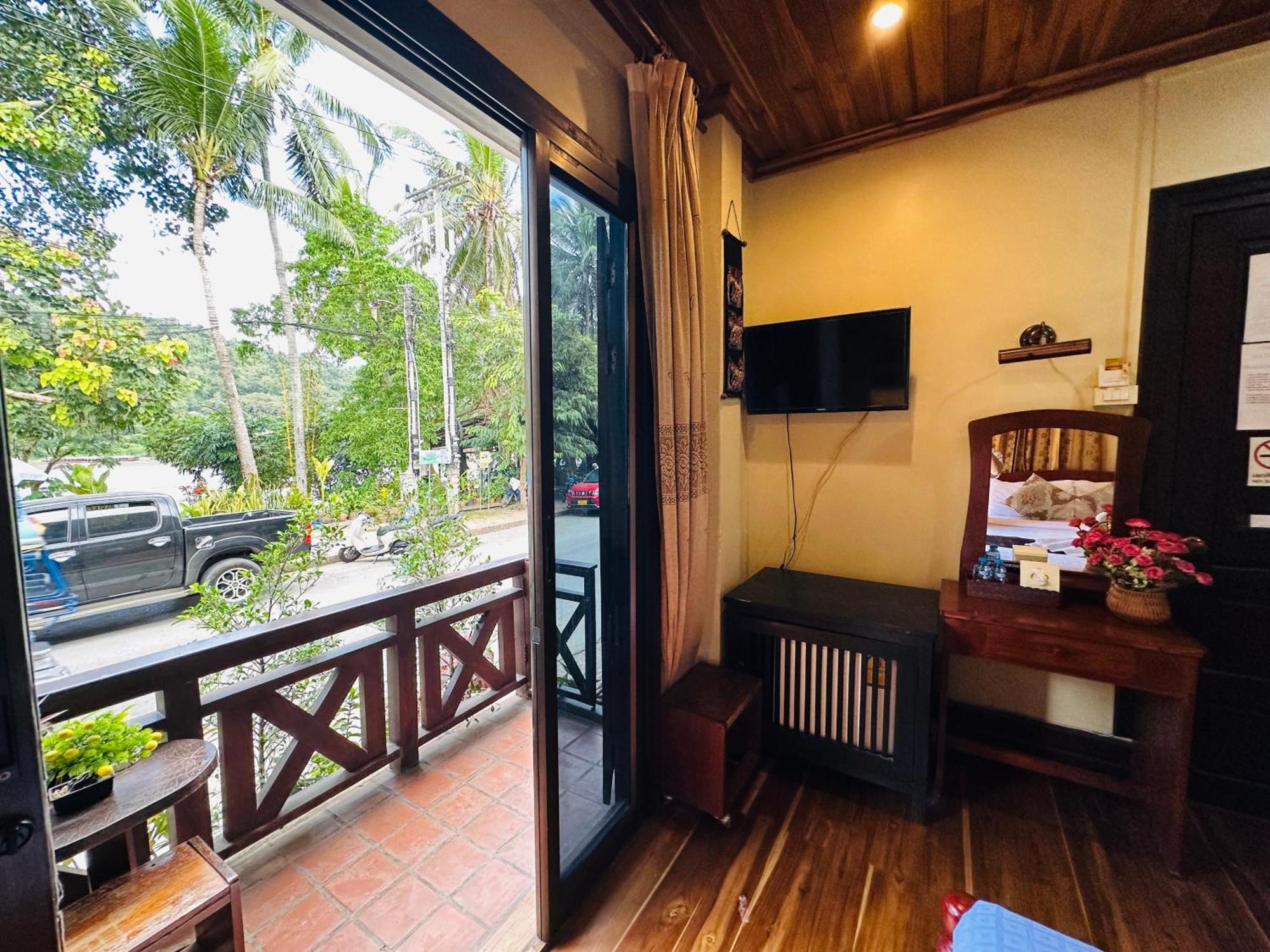Anisa Mekong Riverside Villa Luang Prabang Luaran gambar