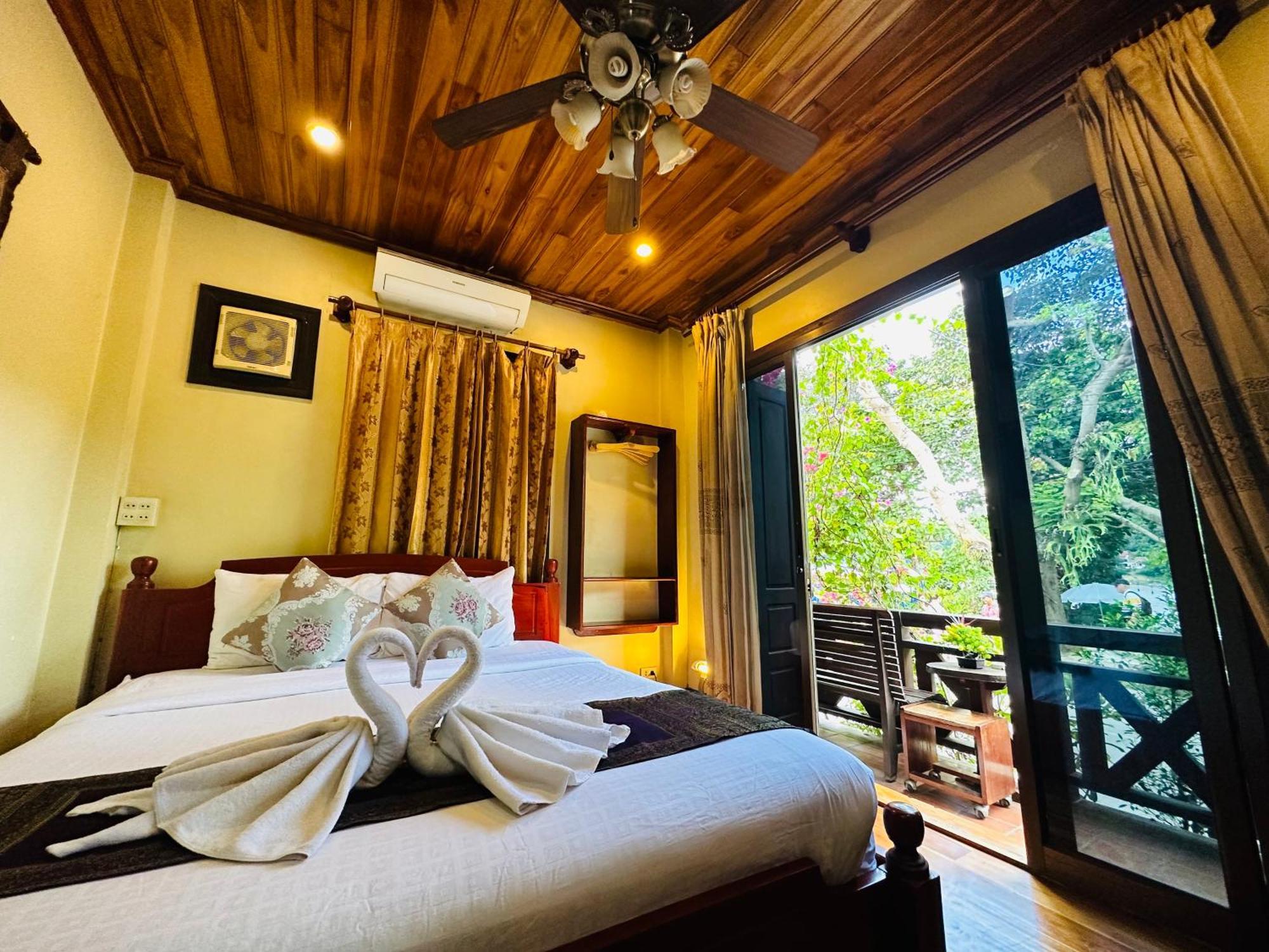 Anisa Mekong Riverside Villa Luang Prabang Luaran gambar